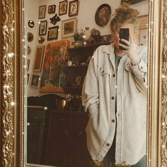 Meet your Posher, Bailey - Picture 1 of 1